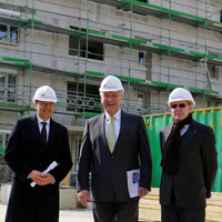Pressekonferenz Wohnraumförderung am 4. März 2014: Besichtigung der Baustelle Modellprojekt Nürnberg-St. Ludwig