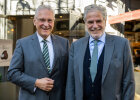 Herrmann und Stylianides vor Lokal