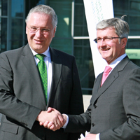Zweite Bayerische Verkehrssicherheitskonferenz am 15. April 2013 in Ingolstadt; Staatsminister Joachim Herrmann, Prof. Rupert Stadler, AUDI AG